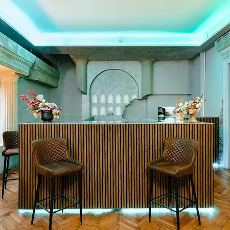 Palace Bulevard Hotel