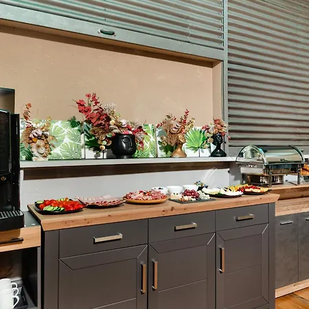 Palace Bulevard Ξενοδοχείο