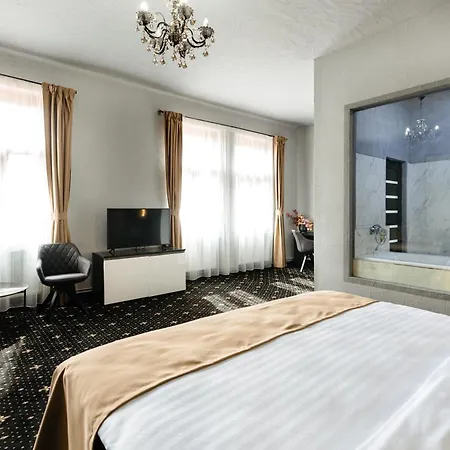 Palace Bulevard Hotel