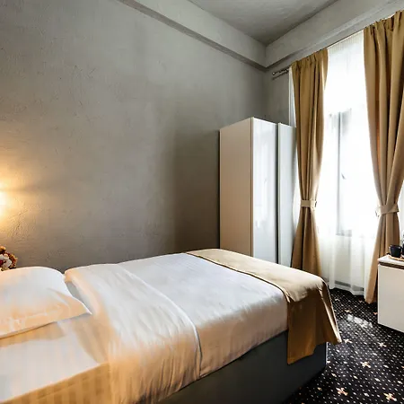 Palace Bulevard Otel 3*