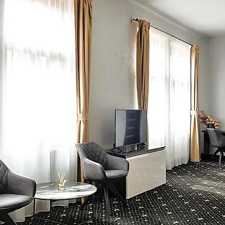 Отель Palace Bulevard Клуж-Напока