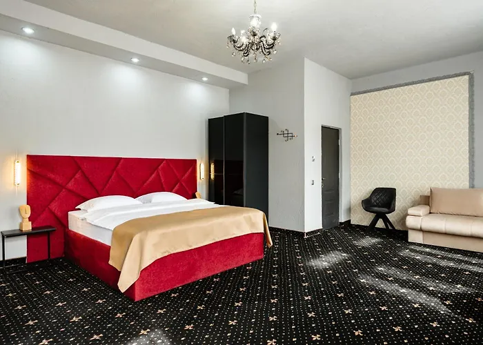 Palace Bulevard Hotel 3*