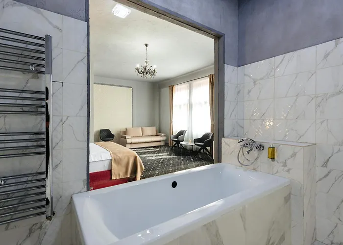 Palace Bulevard Hotel